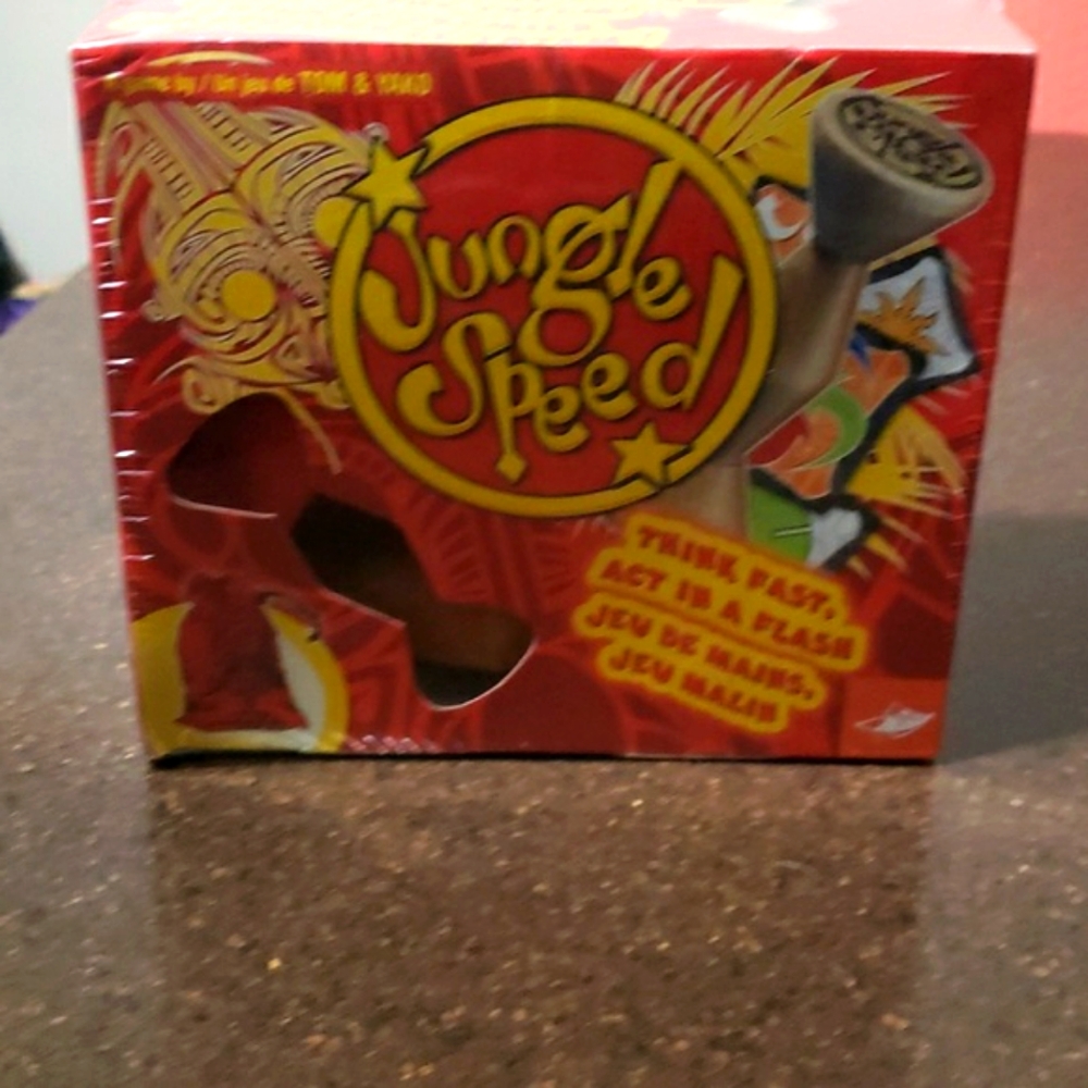Jungle Speed Game. Asmodee Family Gripping Board Game. Think Fast Tom & Yako